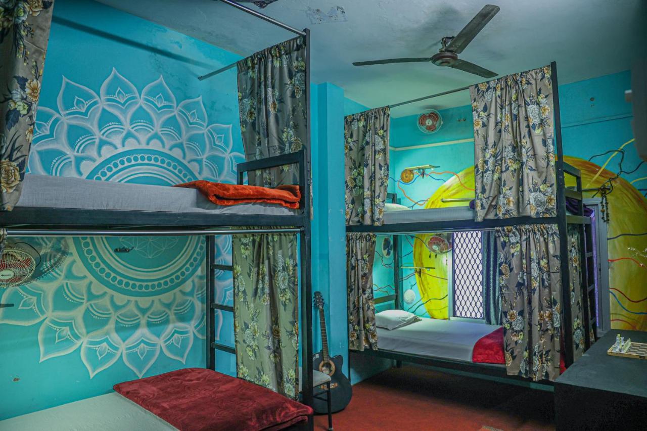 Good Vibes Hostel Varanasi Exterior photo